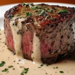 Gebratenes Filet Mignon mit Schalotten-Pfefferrahmsauce