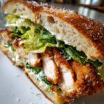 Frittierte Hähnchen-Caesar-Sandwich