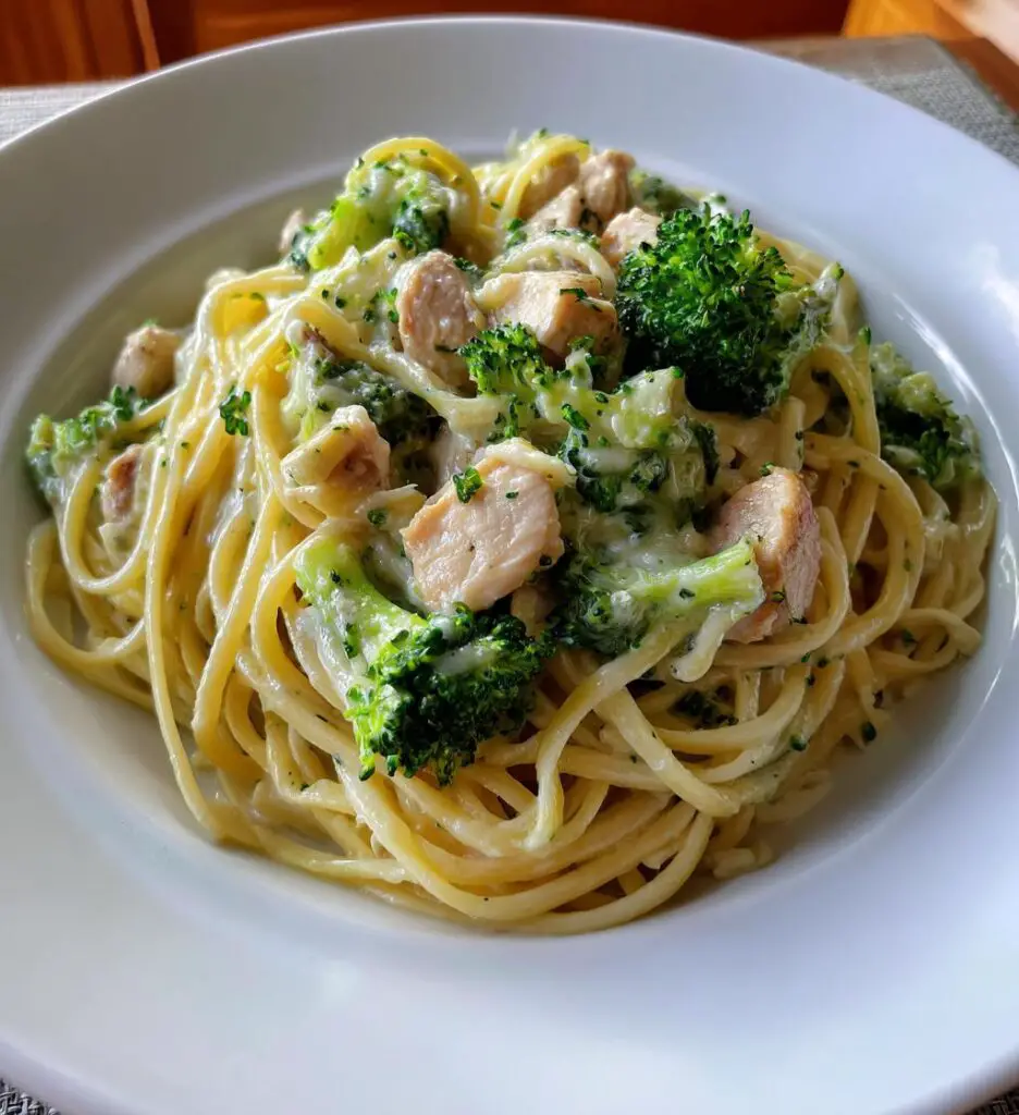 Hühnchen-Pasta mit Brokkoli