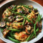 Hähnchen mit Pilzen und grünen Bohnen