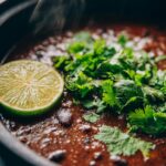Würzige schwarze Bohnensuppe