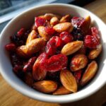 Geröstete Mandeln mit Cranberries