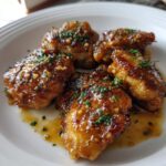 Langsam gekochtes Hähnchen mit Honig und Knoblauch