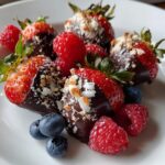 Schokoladeneingetauchte Beeren