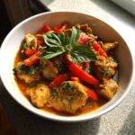 Rotes Curry-Hühnchen Thai