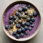 blueberry smoothie bowl